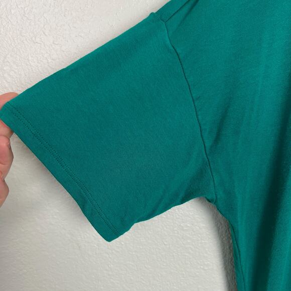 Chico's Emerald Green Accordion Pleated Back Short Sleeve Top Size 1 (U.S. M) - Picture 5 of 10